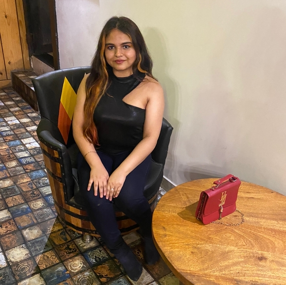 Crop Top - Picture 3 of 3